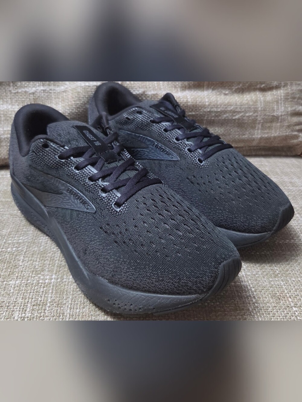 Brooks Ghost 16 Men's Running Shoes - All Black (Size US 9 / EUR 42.5)